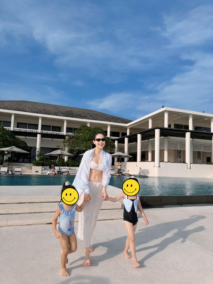 Ngọc Trinh lần đầu diện trang phục mát mẻ hậu biến cố, body sau khi tăng cân ra sao? - Ảnh 1. Ngọc Trinh lần đầu diện trang phục mát mẻ hậu biến cố, body sau khi tăng cân ra sao? - Ảnh 1.