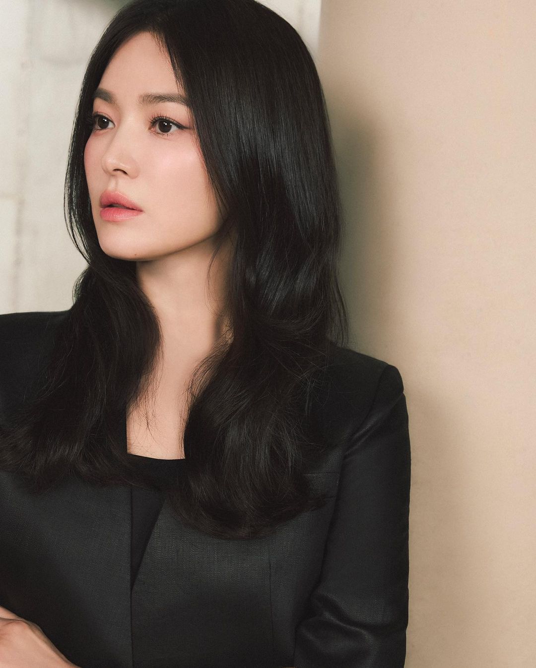 Song Hye Kyo khiến người hâm mộ thổn thức với vẻ đẹp không tuổi, đúng chuẩn tượng đài nhan sắc xứ Hàn- Ảnh 1.