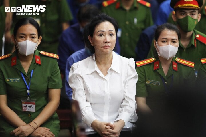 Ngày mai, VKS luận tội, đề nghị mức án đối với Trương Mỹ Lan và đồng phạm - Ảnh 1.