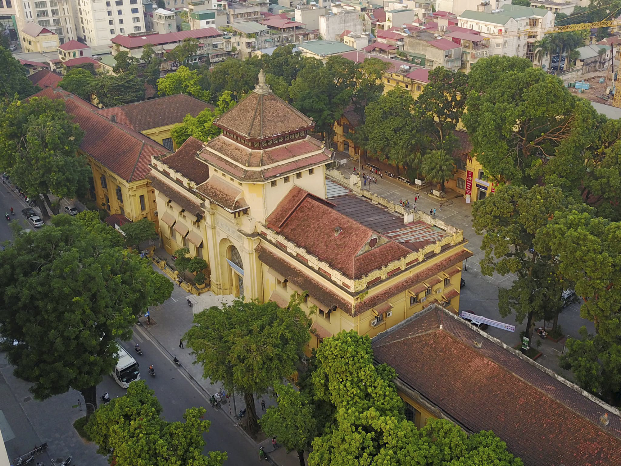 Trường ĐH có hội trường trăm tuổi đẹp như cung điện, cho học sinh THPT học tiền đại học, giảm xác suất chọn nhầm nghề - Ảnh 5.