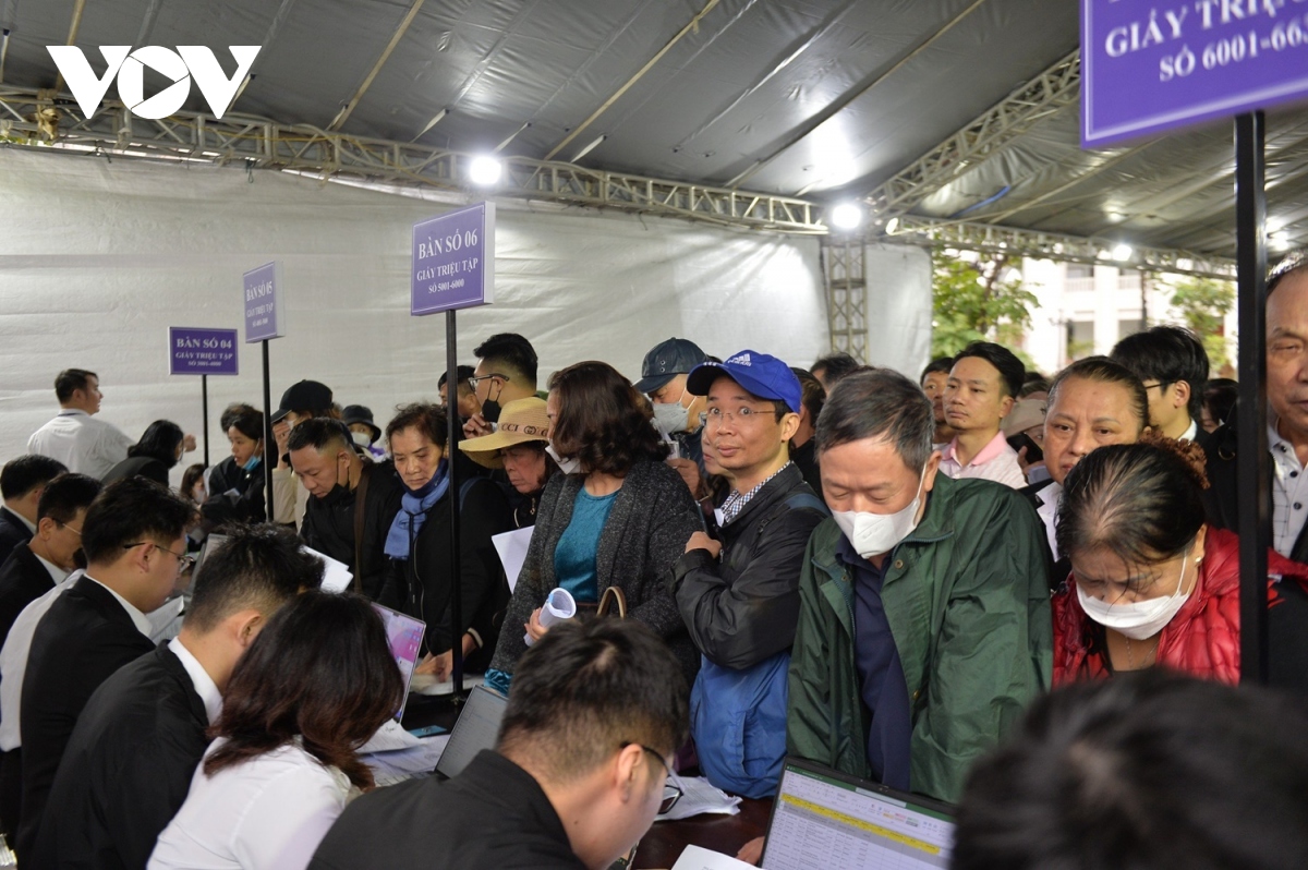 6.300 nhà đầu tư là bị hại vụ Tân Hoàng Minh: Quy trình lấy lại tiền thế nào? - Ảnh 1.