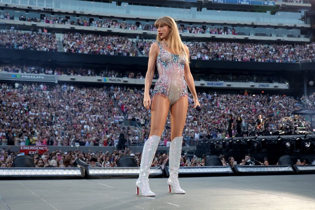 70.000 người xem show Taylor Swift gây động đất - Ảnh 1.