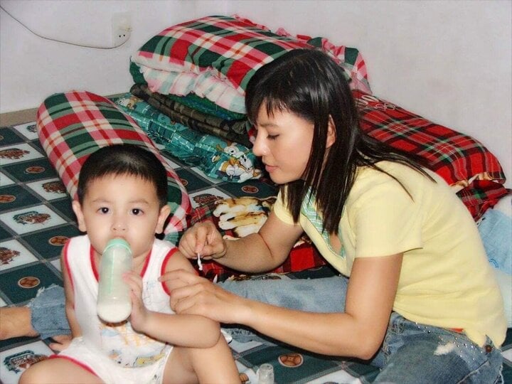 Cát Phượng tâm sự về con trai, hé lộ nỗi sợ của người mẹ - Ảnh 1. Cát Phượng tâm sự về con trai, hé lộ nỗi sợ của người mẹ - Ảnh 1.
