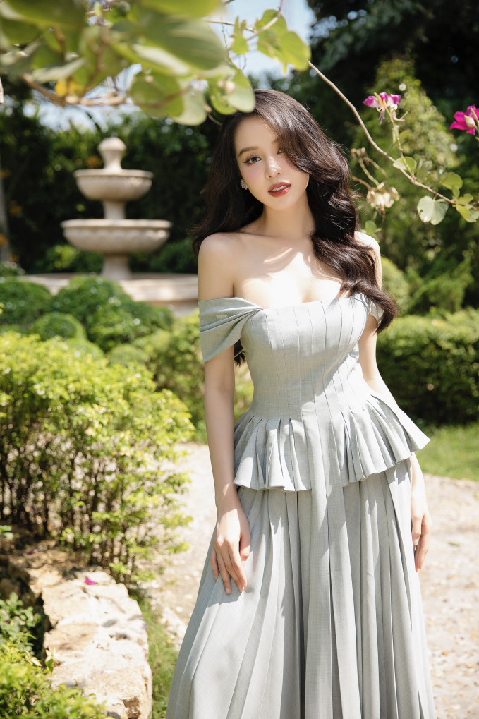 Chính thức: Ý Nhi được quyền thi Miss World sau loạt thị phi, 1 nàng hậu từng thừa nhận dao kéo cũng chinh chiến quốc tế! - Ảnh 9. Chính thức: Ý Nhi được quyền thi Miss World sau loạt thị phi, 1 nàng hậu từng thừa nhận dao kéo cũng chinh chiến quốc tế! - Ảnh 9.