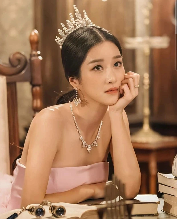 Seo Ye Ji lộ diện sau 2 năm mất hút khỏi showbiz vì scandal thao túng tâm lý tài tử Hạ Cánh Nơi Anh, vóc dáng chiếm spotlight - Ảnh 6.