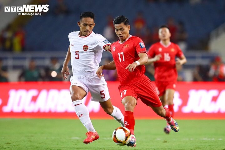 Đội tuyển Việt Nam thảm bại trước Indonesia - Ảnh 1.