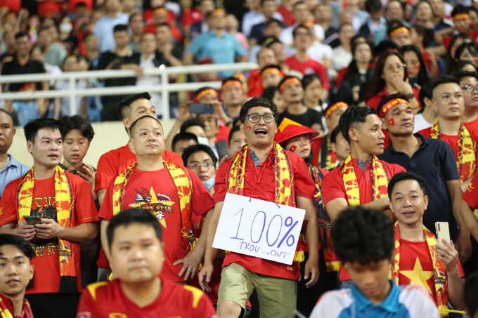 Liên đoàn bóng Việt Nam VFF xin lỗi người hâm mộ cả nước sau thất bại của đội tuyển Việt Nam - Ảnh 1.