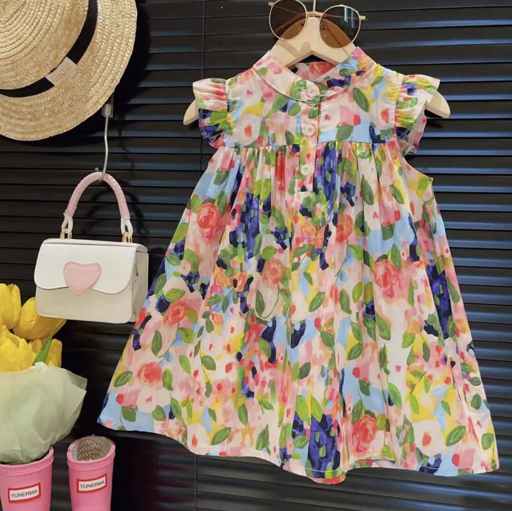 Sắm trước đồ cho bé xinh xỉu để chuẩn bị đi chơi dịp nghỉ lễ, lại đang có &quot;sale xịn&quot; thì đúng là hợp lý - Ảnh 4.