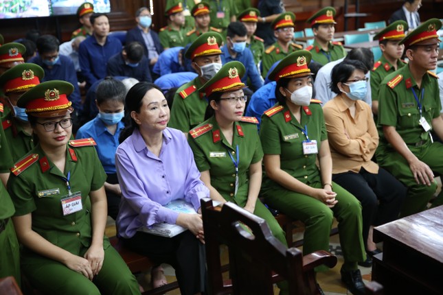 Vụ Vạn Thịnh Phát: Một bị cáo lâm trọng bệnh, sinh mạng tính từng ngày - Ảnh 2. Vụ Vạn Thịnh Phát: Một bị cáo lâm trọng bệnh, sinh mạng tính từng ngày - Ảnh 2.