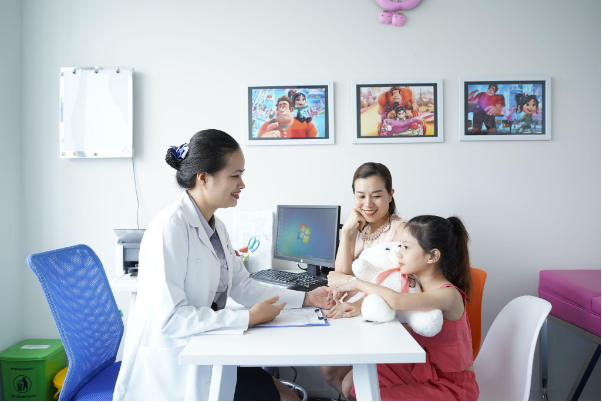 Thẻ sức khỏe The MedCare: Trợ thủ đắc lực cho gia đình có con nhỏ hay ốm - Ảnh 3. Thẻ sức khỏe The MedCare: Trợ thủ đắc lực cho gia đình có con nhỏ hay ốm - Ảnh 3.