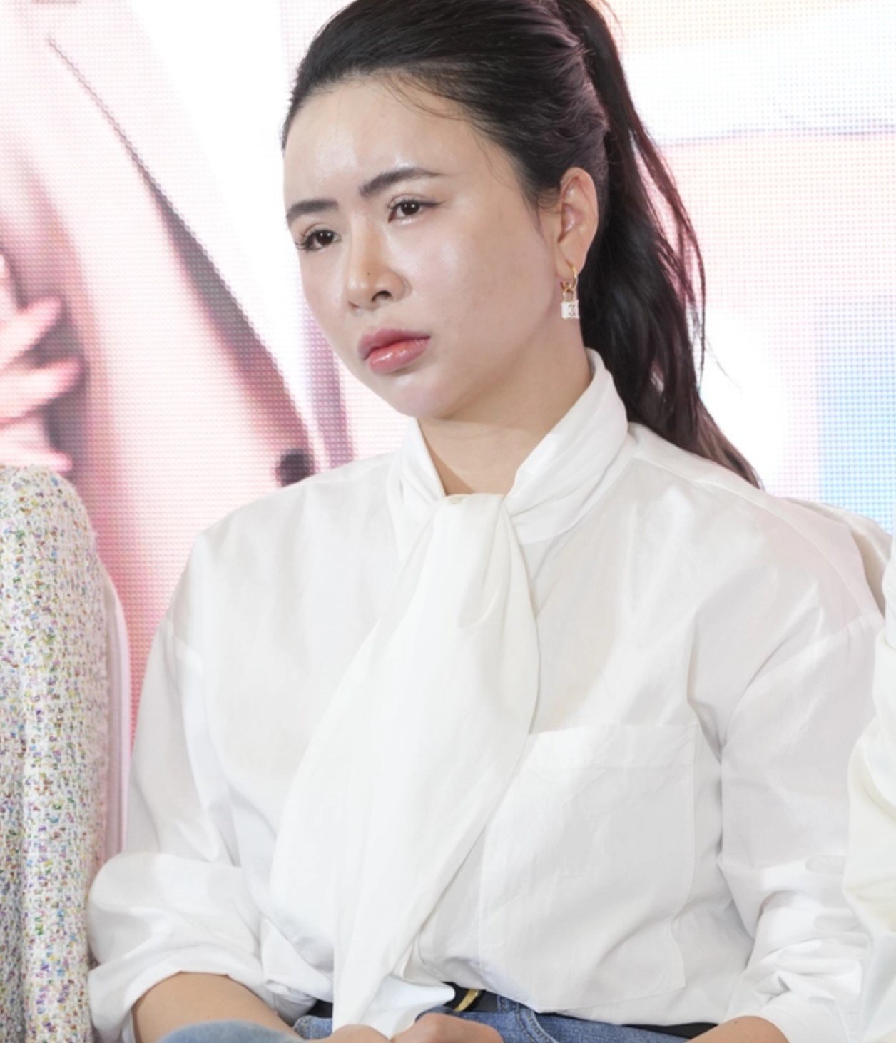 Nữ diễn viên đóng vai ô sin nhiều nhất Việt Nam: Xinh đẹp, là CEO giàu có vẫn bị đạo diễn Nữ diễn viên đóng vai ô sin nhiều nhất Việt Nam: Xinh đẹp, là CEO giàu có vẫn bị đạo diễn