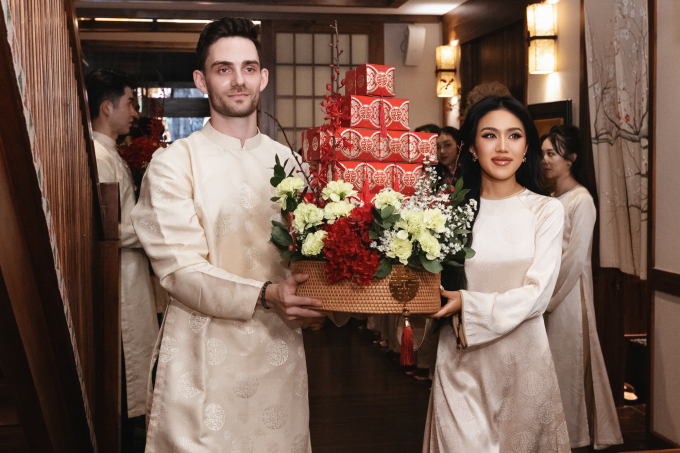 Đám cưới độc đáo với khách mời từ hơn 20 quốc gia của thiên kim gia tộc có nếp sống thiền bí ẩn nhất Việt Nam - Ảnh 3.