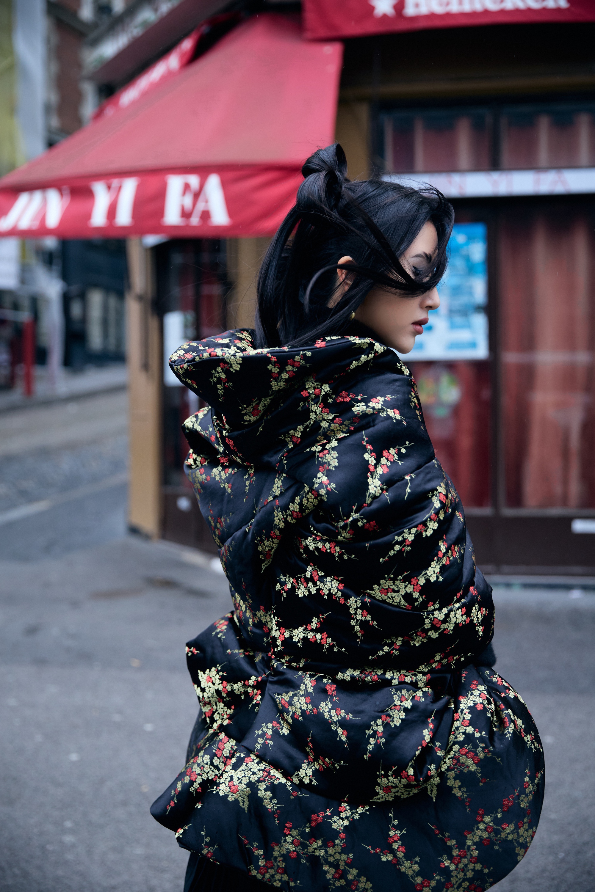 Paris Fashion Week ngày thứ 5: Quỳnh Anh Shyn 