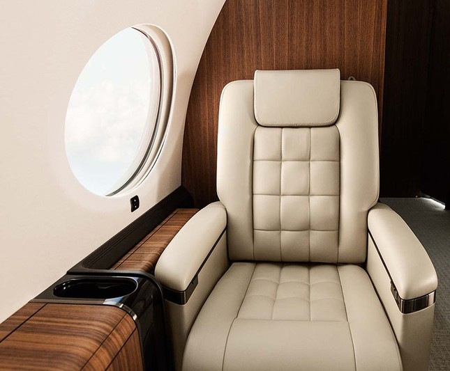 Có gì trong chuyên cơ Gulfstream G650ER đưa tỉ phú Bill Gates đến Việt Nam? - Ảnh 6. Có gì trong chuyên cơ Gulfstream G650ER đưa tỉ phú Bill Gates đến Việt Nam? - Ảnh 6.