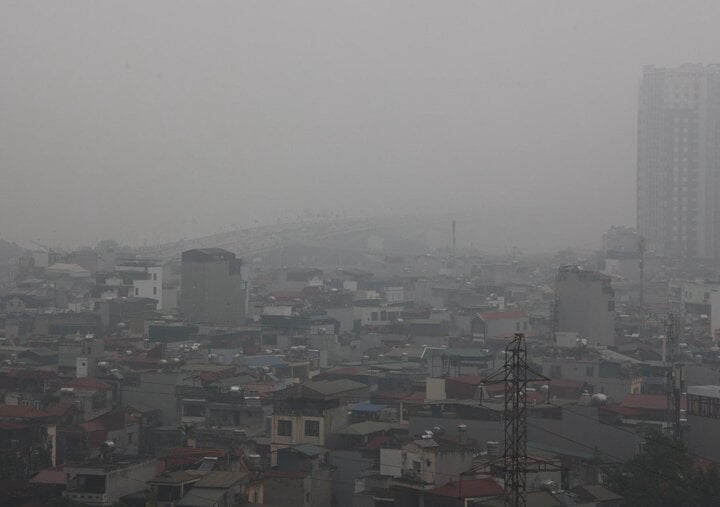 Chuyên gia nêu nguyên nhân Hà Nội liên tục ô nhiễm không khí nhất thế giới - Ảnh 1.