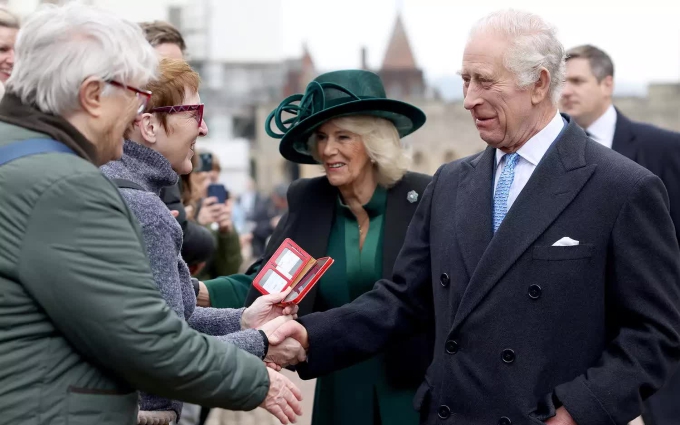 Hoàng gia Anh dự Lễ phục sinh vắng bóng Kate và William, trạng thái của Vua Charles sau hơn 1 tháng chữa trị ung thư được hé lộ