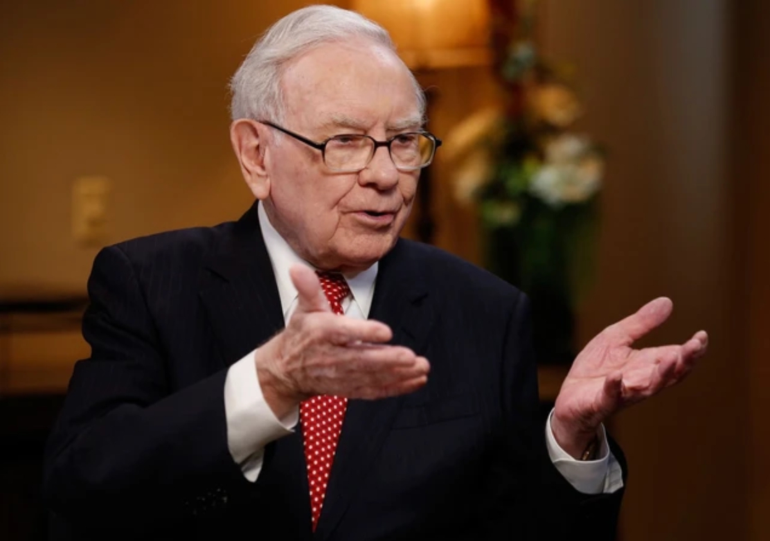 Bài học làm giàu của tỷ phú Buffett: Cần làm 5 việc này mỗi ngày để có thể ‘‘đổi đời’’ và giàu sụ trước tuổi 40 - Ảnh 2.