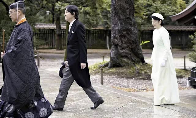 Công chúa xinh đẹp nhất Nhật Bản tham dự Lễ kỷ niệm đặc biệt, gây xao xuyến khi khoe trọn ngoại hình &quot;đẹp hơn hoa&quot; - Ảnh 5.