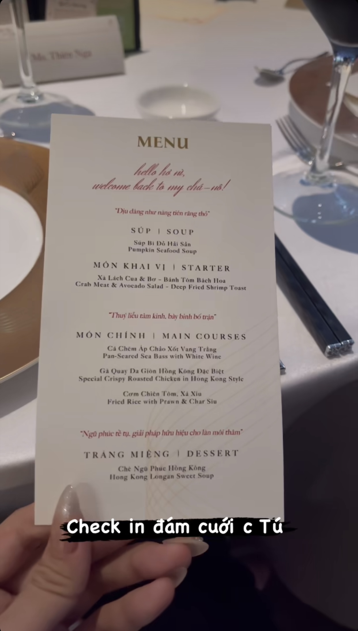 Nóng hổi menu tiệc cưới Minh Tú: Đồ ăn ngon nhưng xuất hiện 1 chi tiết đặc biệt khiến ai cũng bật cười - Ảnh 1.