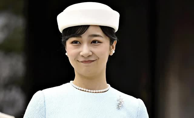 Công chúa xinh đẹp nhất Nhật Bản tham dự Lễ kỷ niệm đặc biệt, gây xao xuyến khi khoe trọn ngoại hình &quot;đẹp hơn hoa&quot; - Ảnh 1.