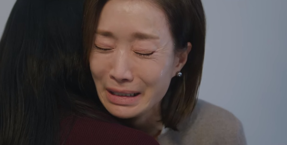 Queen of Tears tập 11: Khóc nấc vì Kim Soo Hyun - Kim Ji Won, cảnh kết khiến ai nấy sốc tột độ - Ảnh 3.