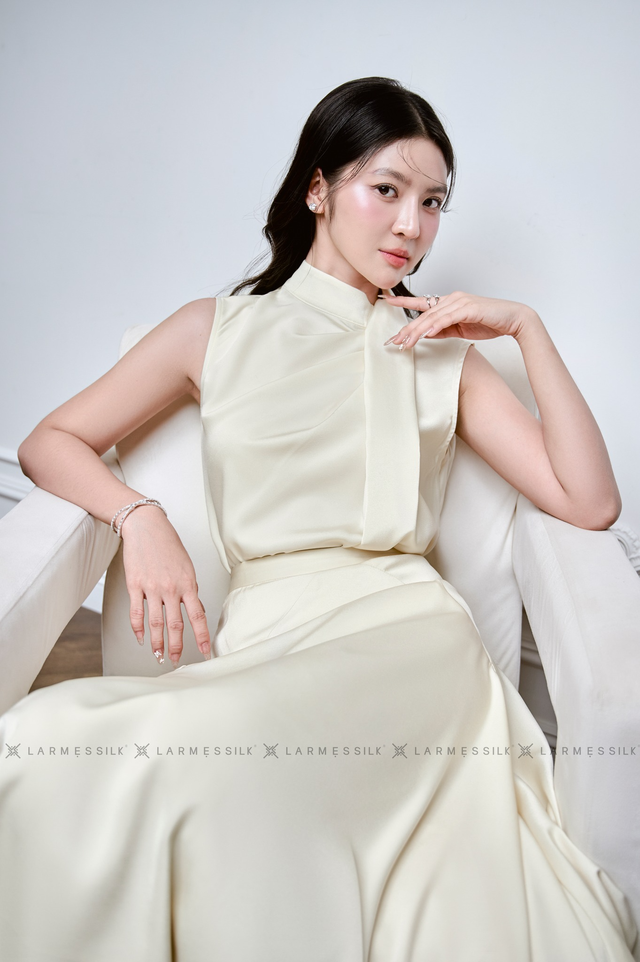 Chấm điểm 10 cho trang phục đi ăn cưới của Hoa hậu Đặng Thu Thảo: Thanh lịch, nền nã, sang trọng - Ảnh 8.