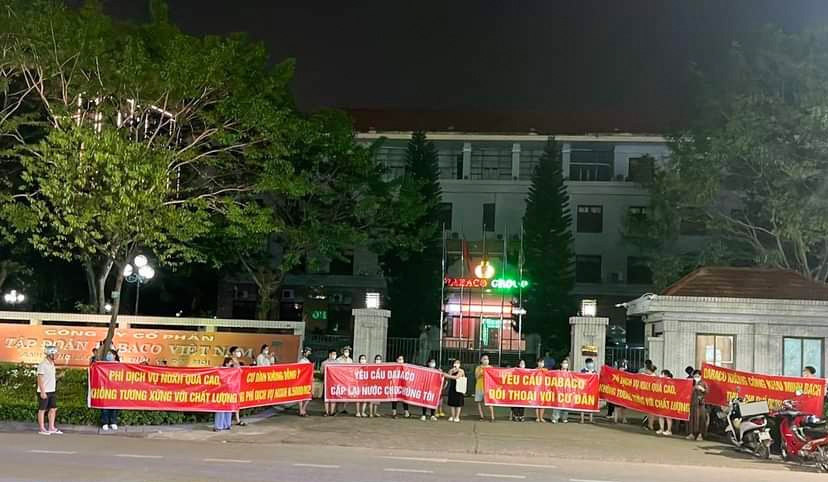 Người dân ở Bắc Ninh tố Chung cư D-Green Park Dabaco Khắc Niệm thu phí cao - Ảnh 1.