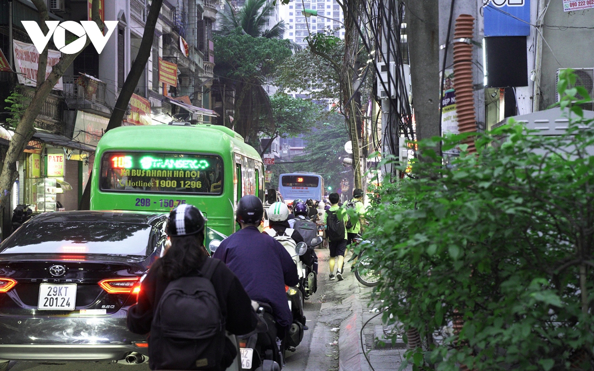 Một trong những tuyến đường tắc nhất quận Thanh Xu&acirc;n sắp được mở rộng - Ảnh 1.