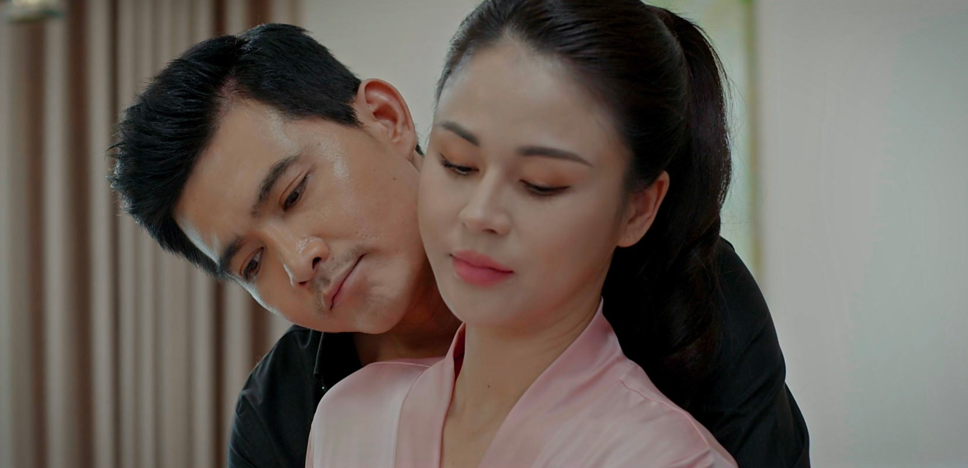 Phim Việt giờ v&agrave;ng c&oacute; đang tầm thường phụ nữ? - Ảnh 1.