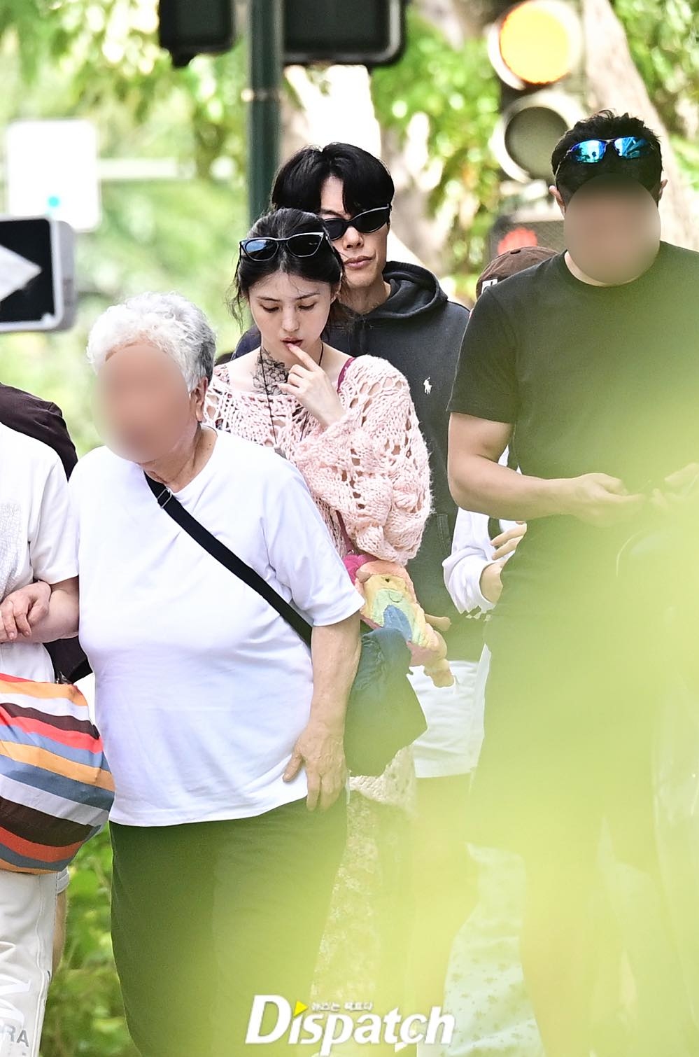 Han So Hee và Ryu Jun Yeol tránh mặt nhau sau chia tay- Ảnh 3. Han So Hee và Ryu Jun Yeol tránh mặt nhau sau chia tay- Ảnh 3.