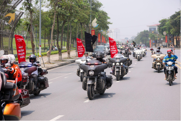 Phú Thọ: Biển người đổ về ngày hội Mạch nguồn khoáng nóng 10/3 âm lịch - Ảnh 2.