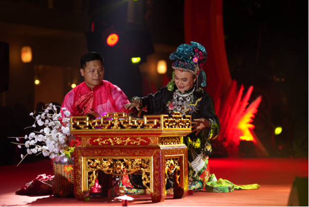 Phú Thọ: Biển người đổ về ngày hội Mạch nguồn khoáng nóng 10/3 âm lịch - Ảnh 11.