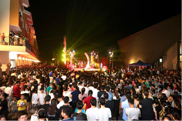 Phú Thọ: Biển người đổ về ngày hội Mạch nguồn khoáng nóng 10/3 âm lịch - Ảnh 9.