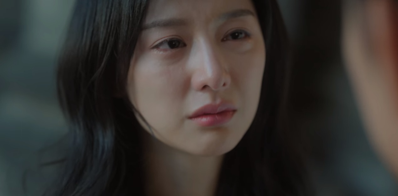 Queen of Tears tập 14: Kim Soo Hyun - Kim Ji Won có cảnh phim bùng nổ cảm xúc, phản diện khiến netizen tức sôi máu - Ảnh 2.