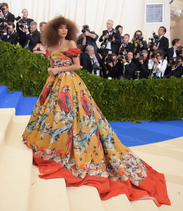 Phong cách thời trang của Zendaya tại Met Gala - Ảnh 2.