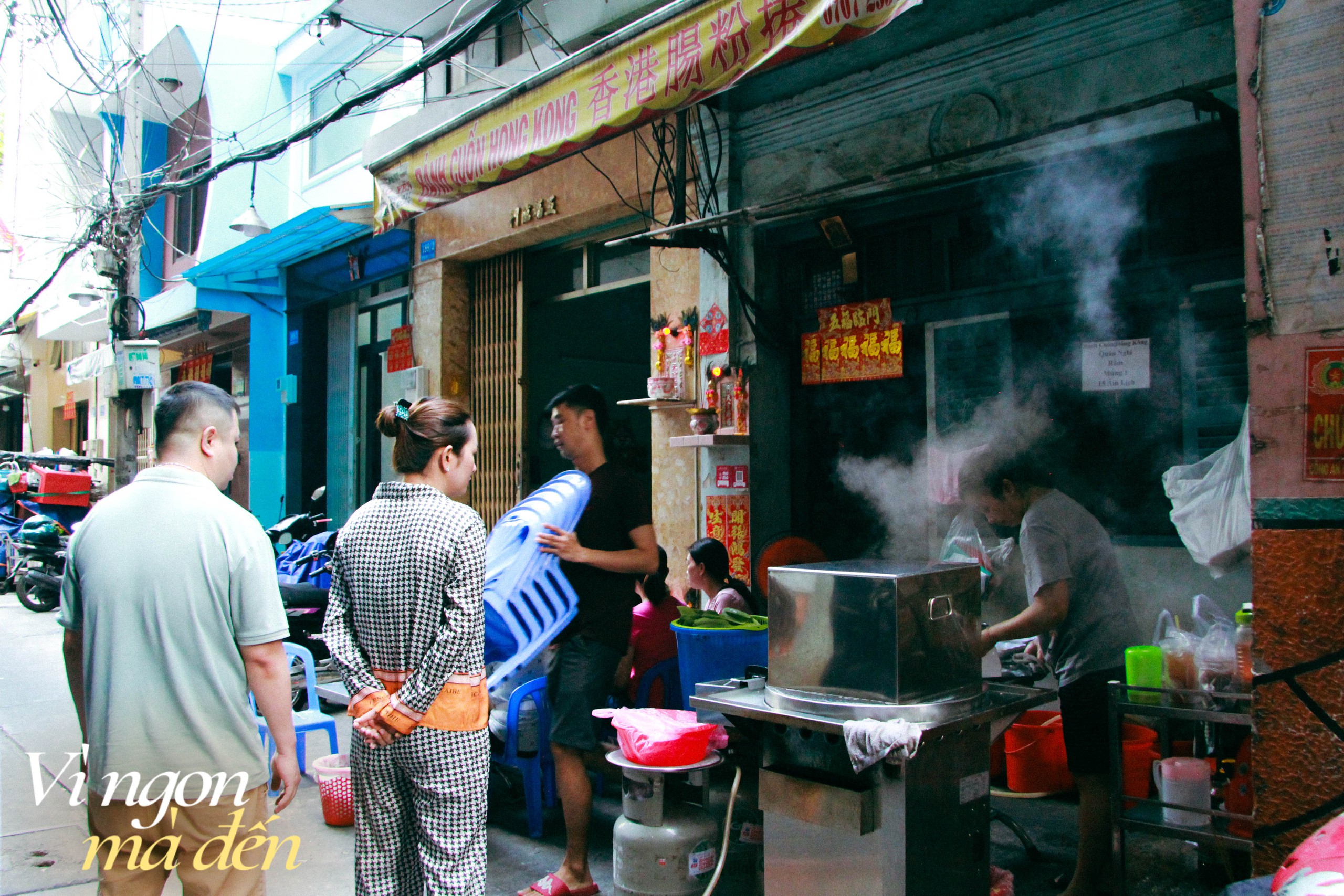 Quán bánh cuốn Hong Kong &quot;bên hông Chợ Lớn&quot; hút khách bởi hương vị vừa lạ vừa quen, người hiểu Sài Gòn lắm biết chỗ! - Ảnh 1.