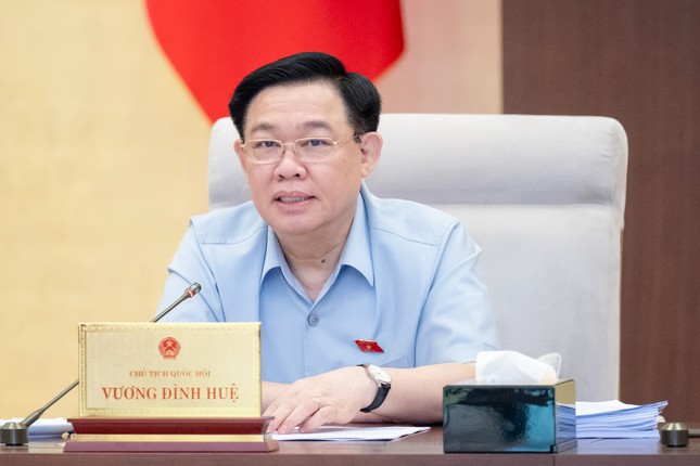 Trung ương đồng ý để ông Vương Đình Huệ thôi giữ chức Ủy viên Bộ Chính trị, Chủ tịch Quốc hội - Ảnh 1.