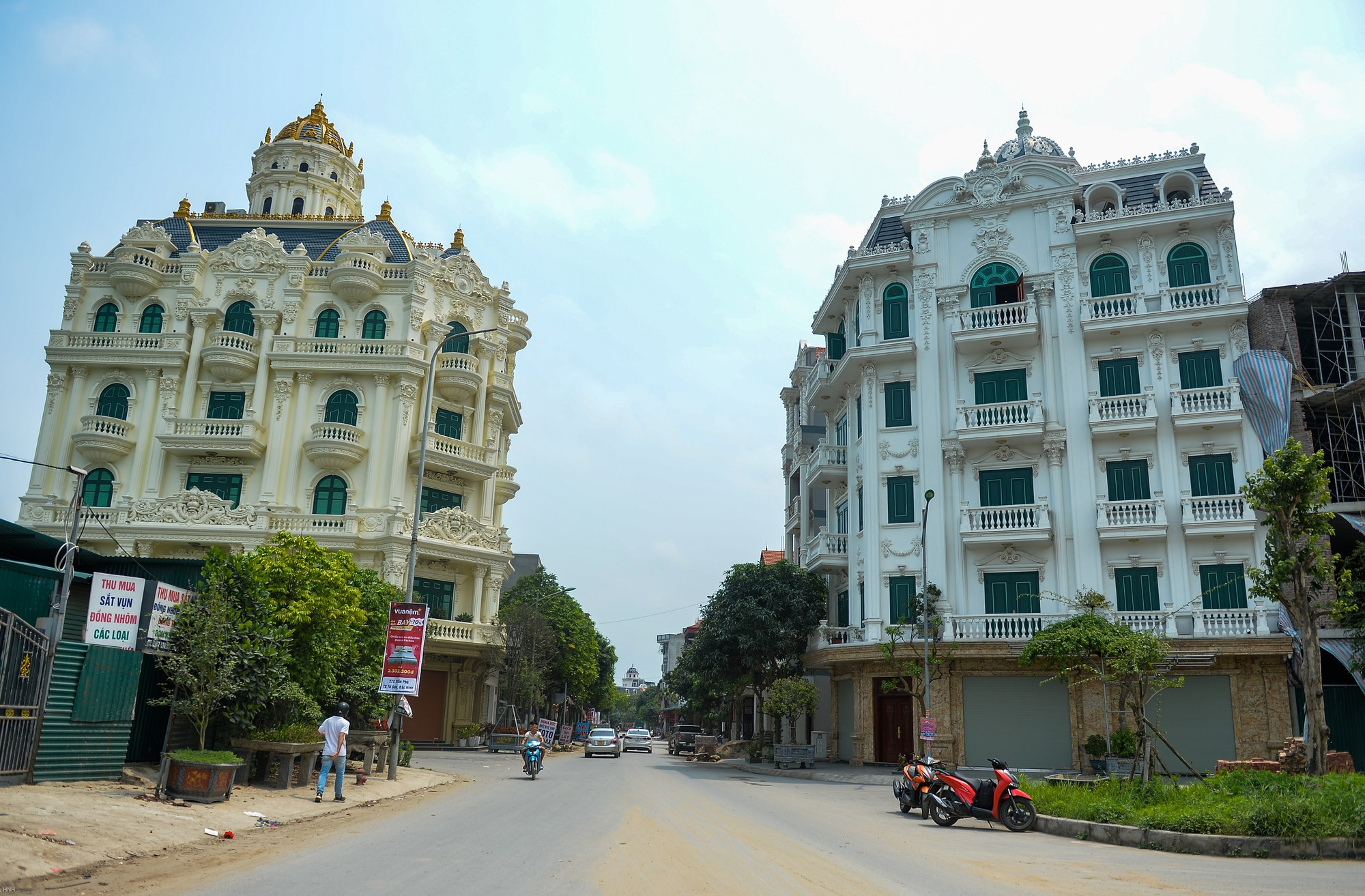 Ngôi làng &quot;đại gia&quot; ngay sát Hà Nội: Biệt thự mọc lên như nấm, dân tình đa phần đi buôn vải mà giàu - Ảnh 10.