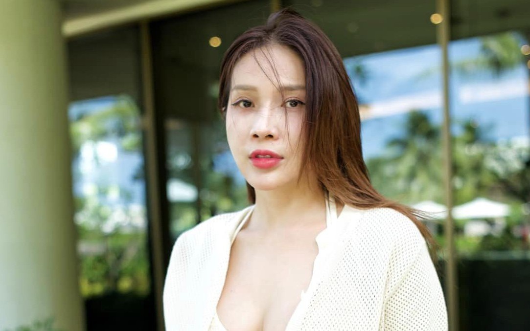 Khả Như l&ecirc;n tiếng khi bị b&oacute;c chuyện sống 1 m&igrave;nh, kh&ocirc;ng ai chơi chung