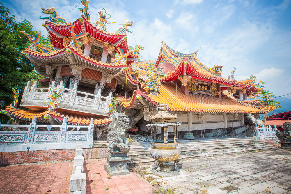 Hình ảnh hiện tại đáng kinh ngạc về ngôi đền &quot;biểu tượng&quot; sau một trong những trận động đất kinh hoàng nhất tại Đài Loan- Ảnh 3.