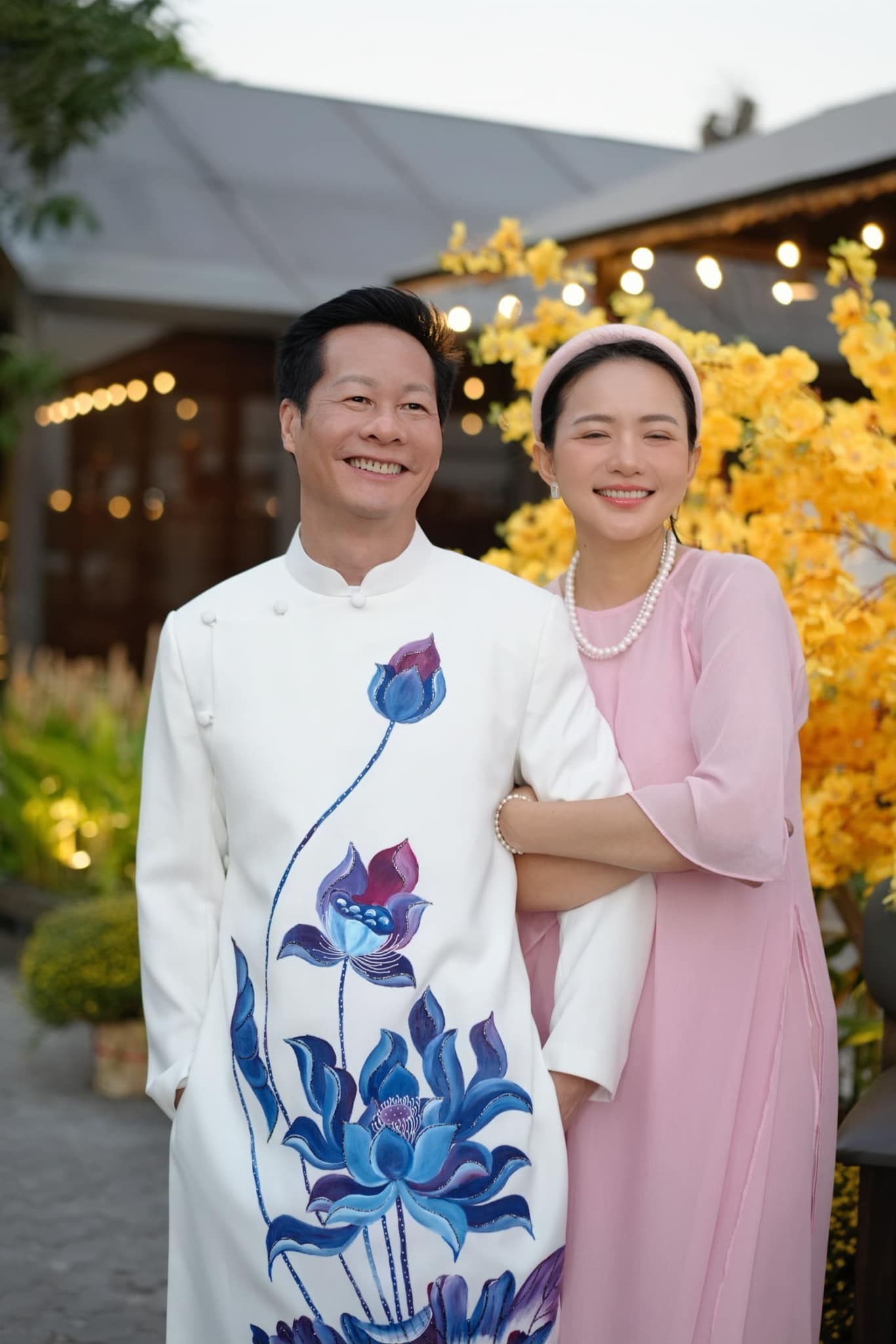 Cựu người mẫu lấy chồng đại gia từng có 3 đời vợ: Bỏ showbiz về làm bà chủ lớn, nắm trong tay loạt bất động sản đắt giá - Ảnh 1. Cựu người mẫu lấy chồng đại gia từng có 3 đời vợ: Bỏ showbiz về làm bà chủ lớn, nắm trong tay loạt bất động sản đắt giá - Ảnh 1.