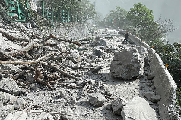 Động đất tại Đài Loan: Chồng liều mình chắn cho vợ giữa cơn đá lở, đau lòng nhìn cô qua đời trong vòng tay- Ảnh 1.