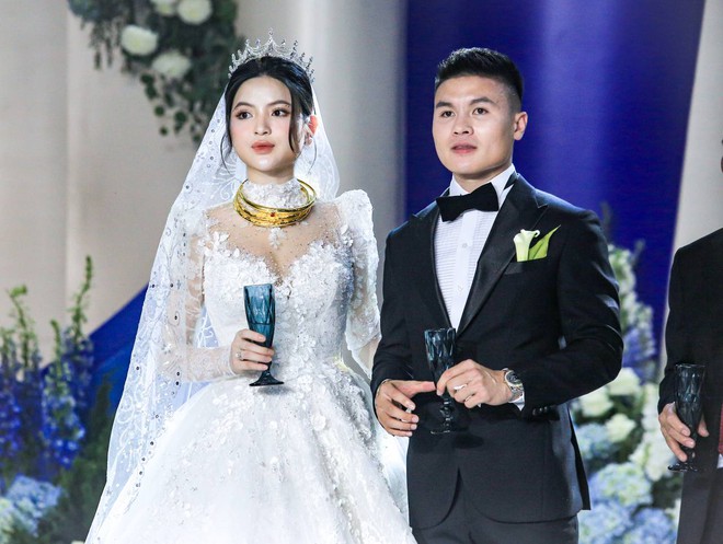 Toàn cảnh mâu thuẫn của Quang Hải - Chu Thanh Huyền với studio ảnh cưới nổi tiếng vì &quot;tưởng chụp free nhưng lại đòi tiền&quot; - Ảnh 5.
