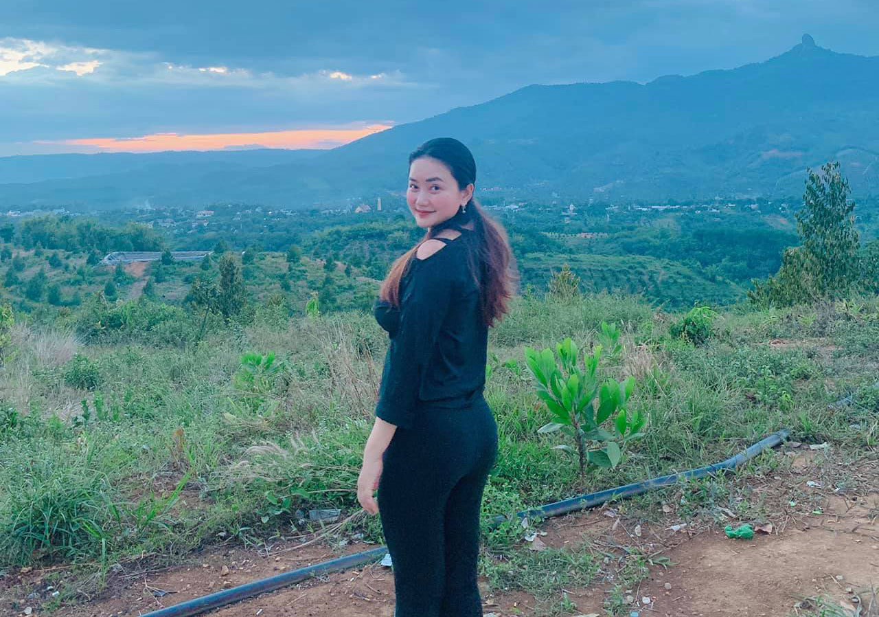 Cựu người mẫu lấy chồng đại gia từng có 3 đời vợ: Bỏ showbiz về làm bà chủ lớn, nắm trong tay loạt bất động sản đắt giá - Ảnh 4. Cựu người mẫu lấy chồng đại gia từng có 3 đời vợ: Bỏ showbiz về làm bà chủ lớn, nắm trong tay loạt bất động sản đắt giá - Ảnh 4.