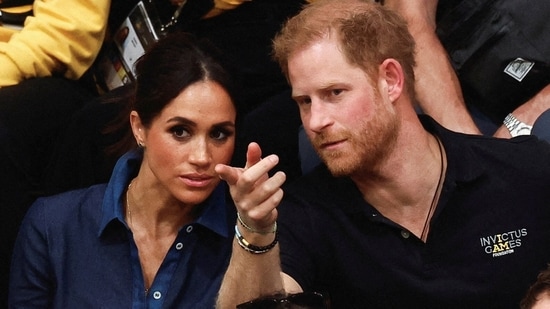 Quyết định dũng cảm của Vương phi Kate khiến Meghan phải thay đổi hoàn toàn kế hoạch của mình- Ảnh 2.