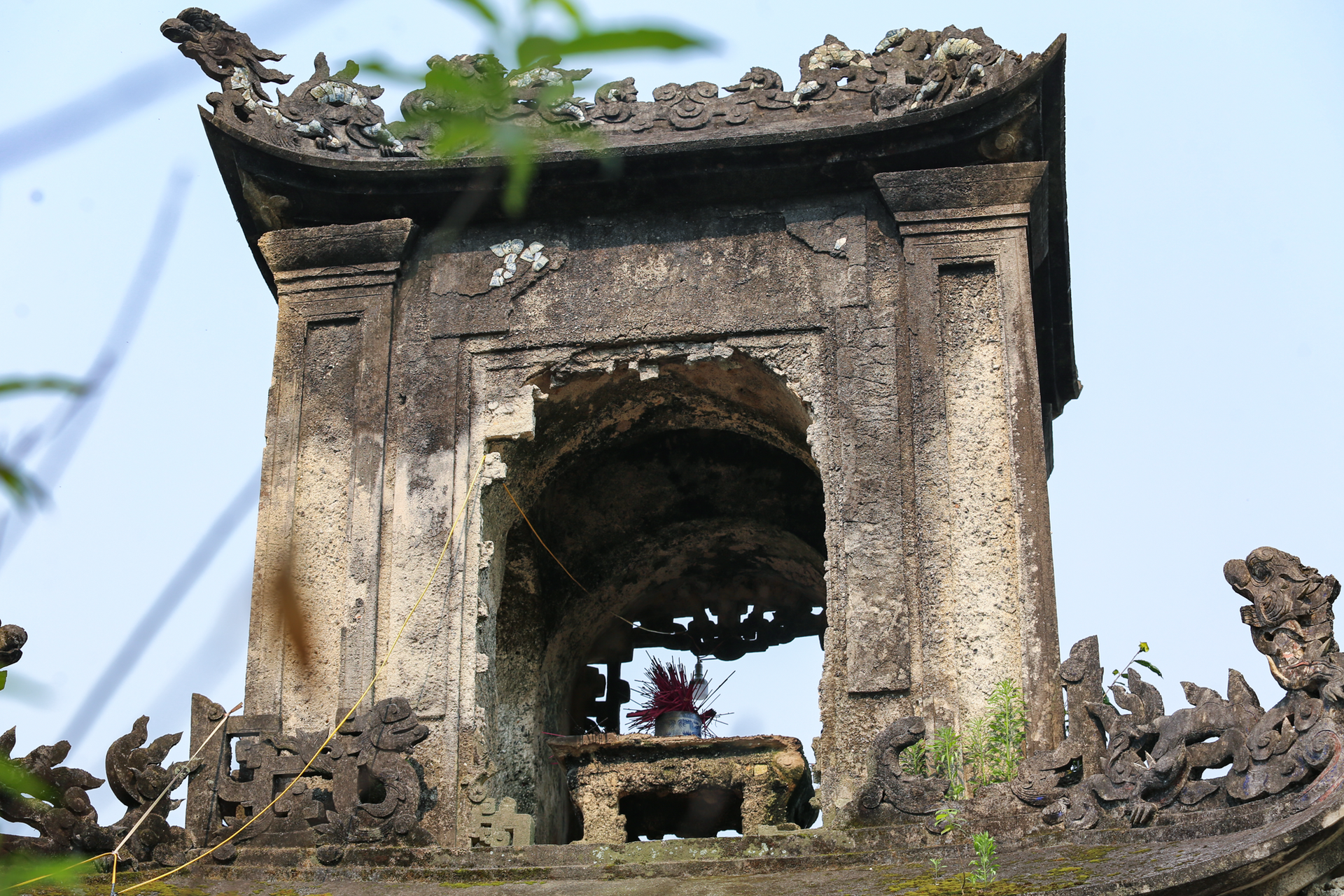 Ngôi đền 700 tuổi ở Hà Tĩnh ‘kêu cứu’ - Ảnh 7.