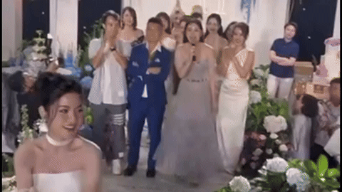 Video: Chu Thanh Huyền tung hoa cưới, một “chủ tịch” cũng xếp hàng chờ bắt gọn - Ảnh 2.