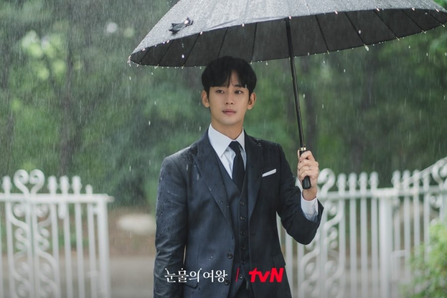 Đề cử Baeksang 2024 cực hot: Kim Soo Hyun góp mặt, phim lãng mạn hay nhất 2023 thắng lớn?- Ảnh 1.