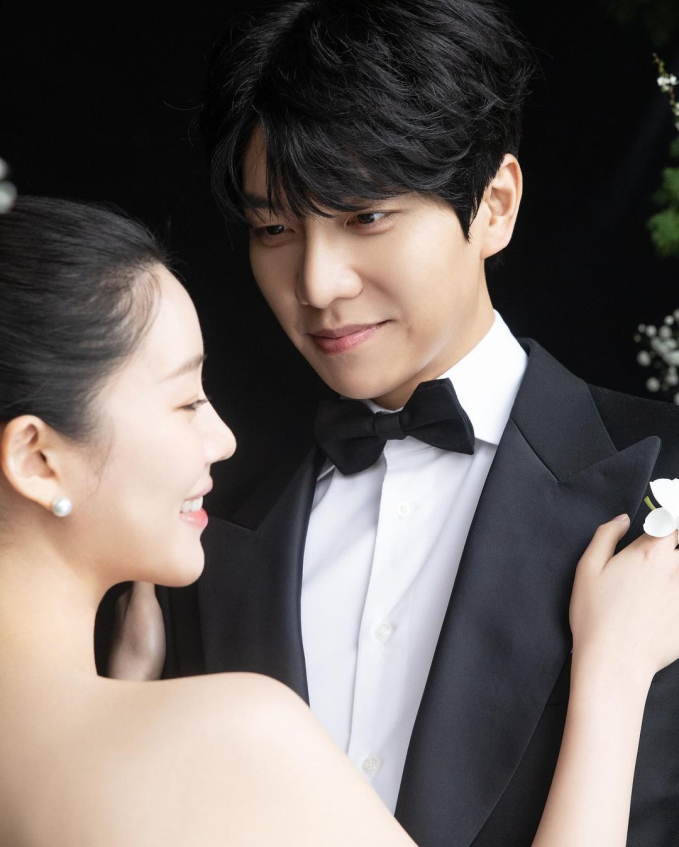 Lee Seung Gi - Lee Da In tung bộ ảnh cưới chưa từng công bố kỷ niệm 1 năm kết hôn, ai dè bị ái nữ chiếm spotlight - Ảnh 5.