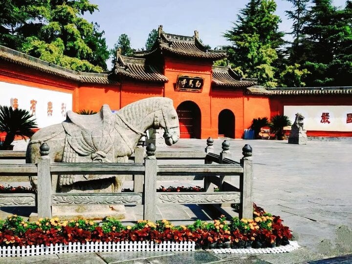 Ba ngôi chùa cổ nhất Trung Quốc, niên đại gần 2.000 năm tuổi - Ảnh 1.
